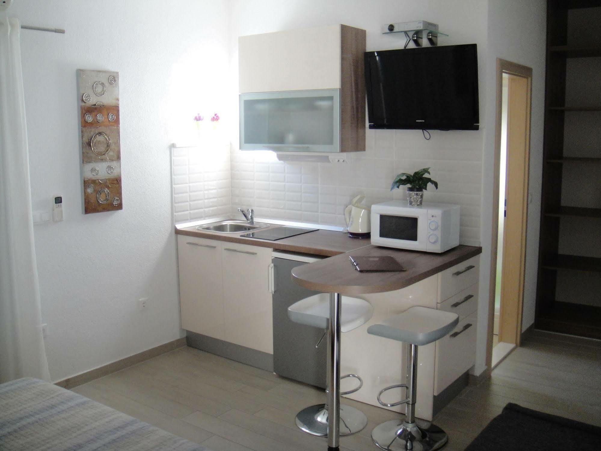 Luxury Apartments Villa Tea تروغير المظهر الخارجي الصورة