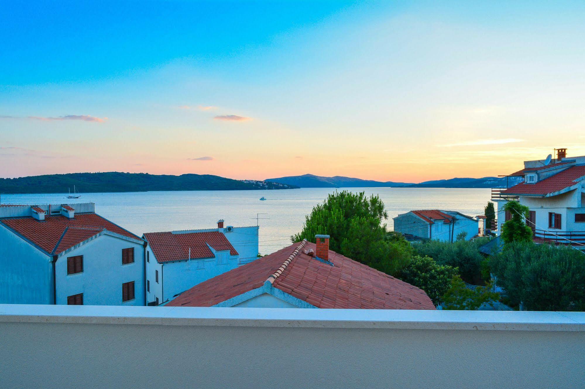 Luxury Apartments Villa Tea تروغير المظهر الخارجي الصورة