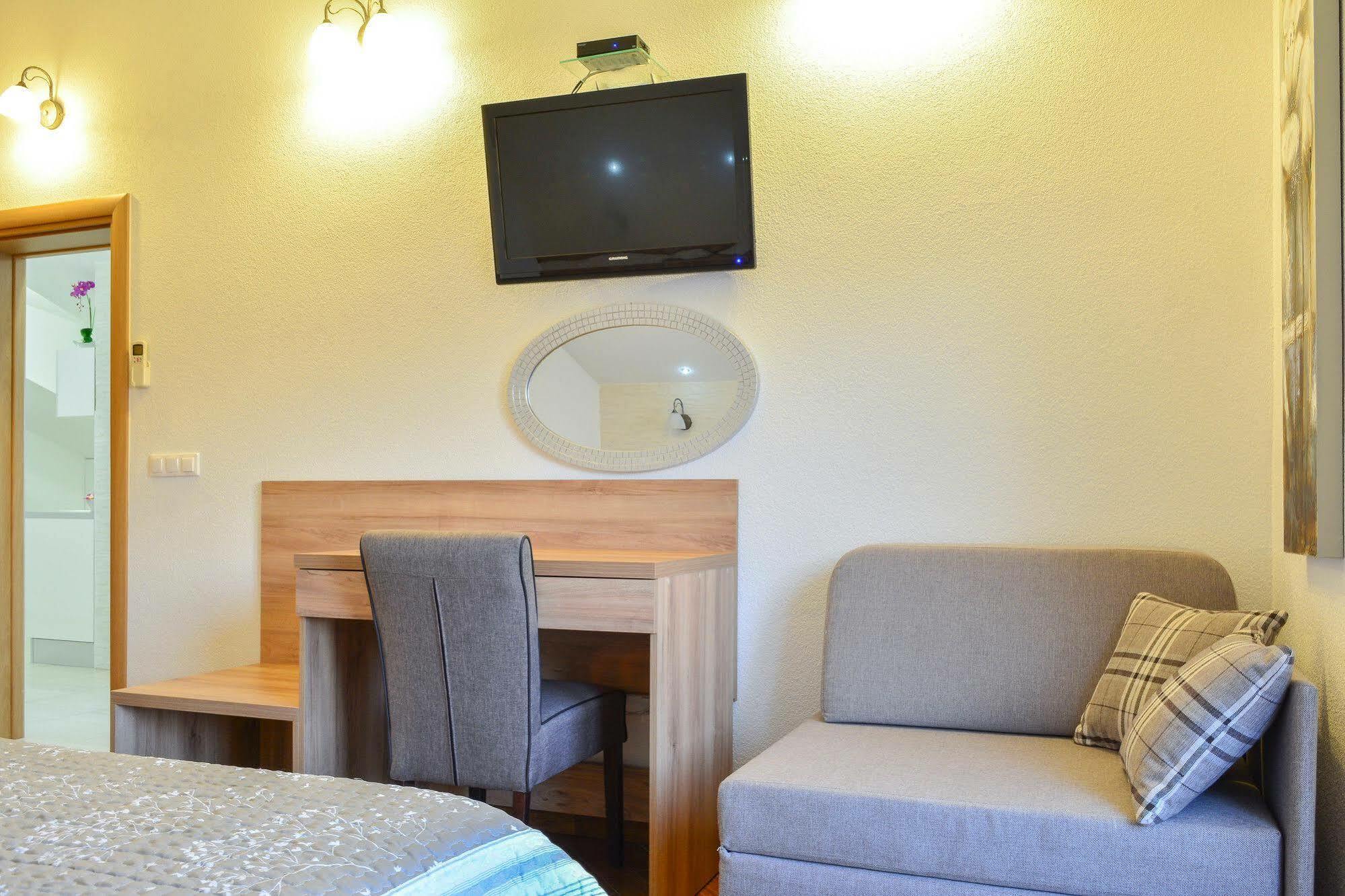 Luxury Apartments Villa Tea تروغير المظهر الخارجي الصورة
