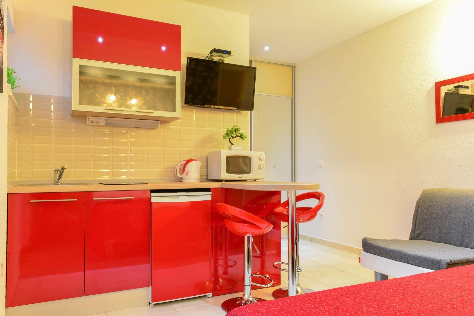 Luxury Apartments Villa Tea تروغير المظهر الخارجي الصورة