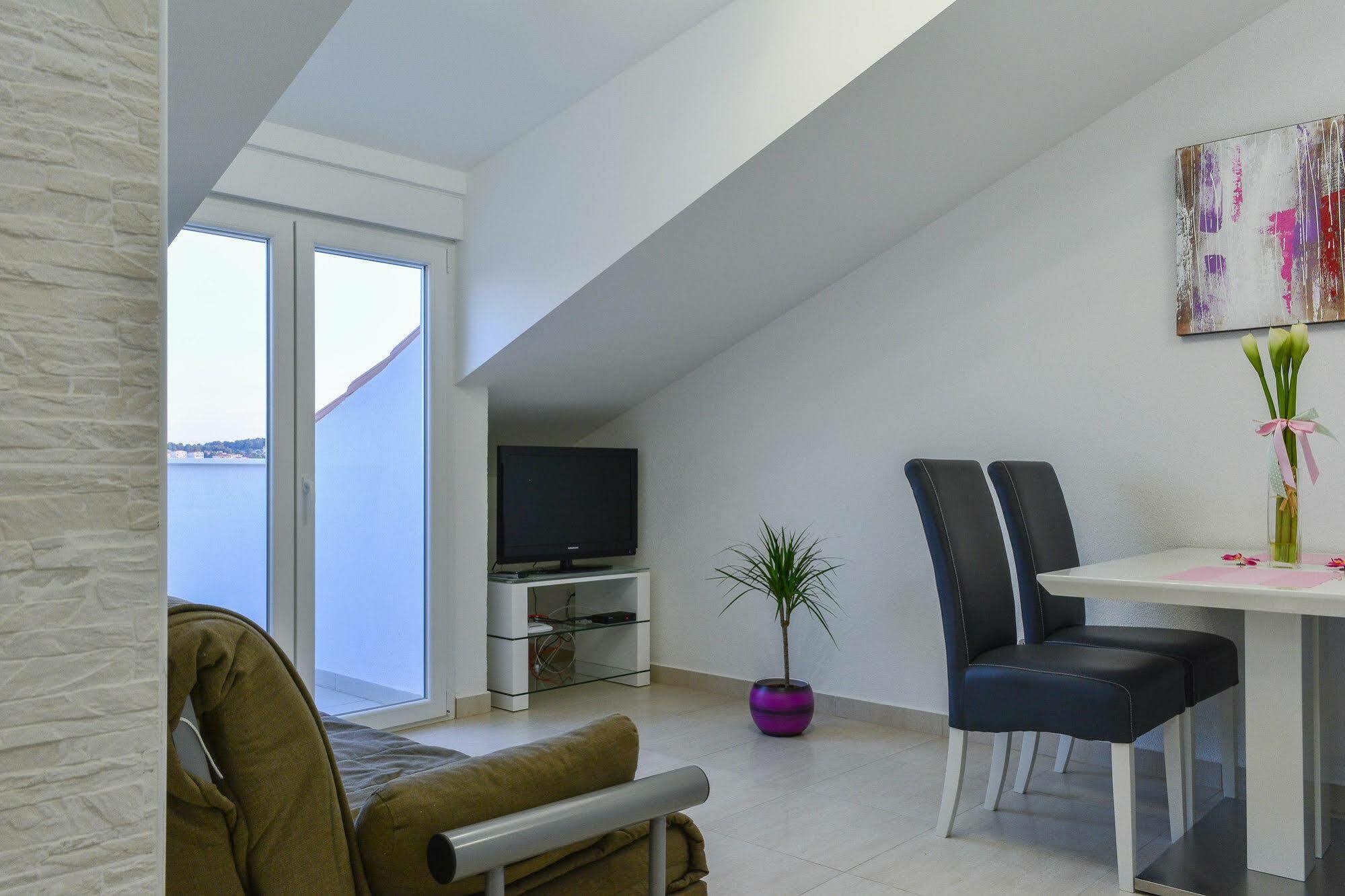 Luxury Apartments Villa Tea تروغير المظهر الخارجي الصورة