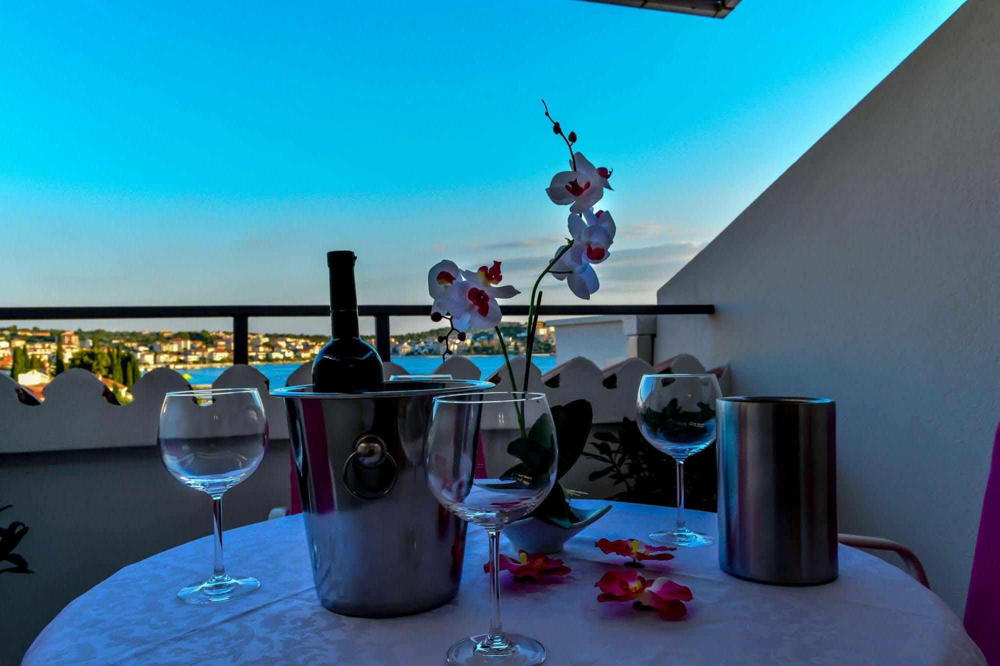 Luxury Apartments Villa Tea تروغير المظهر الخارجي الصورة
